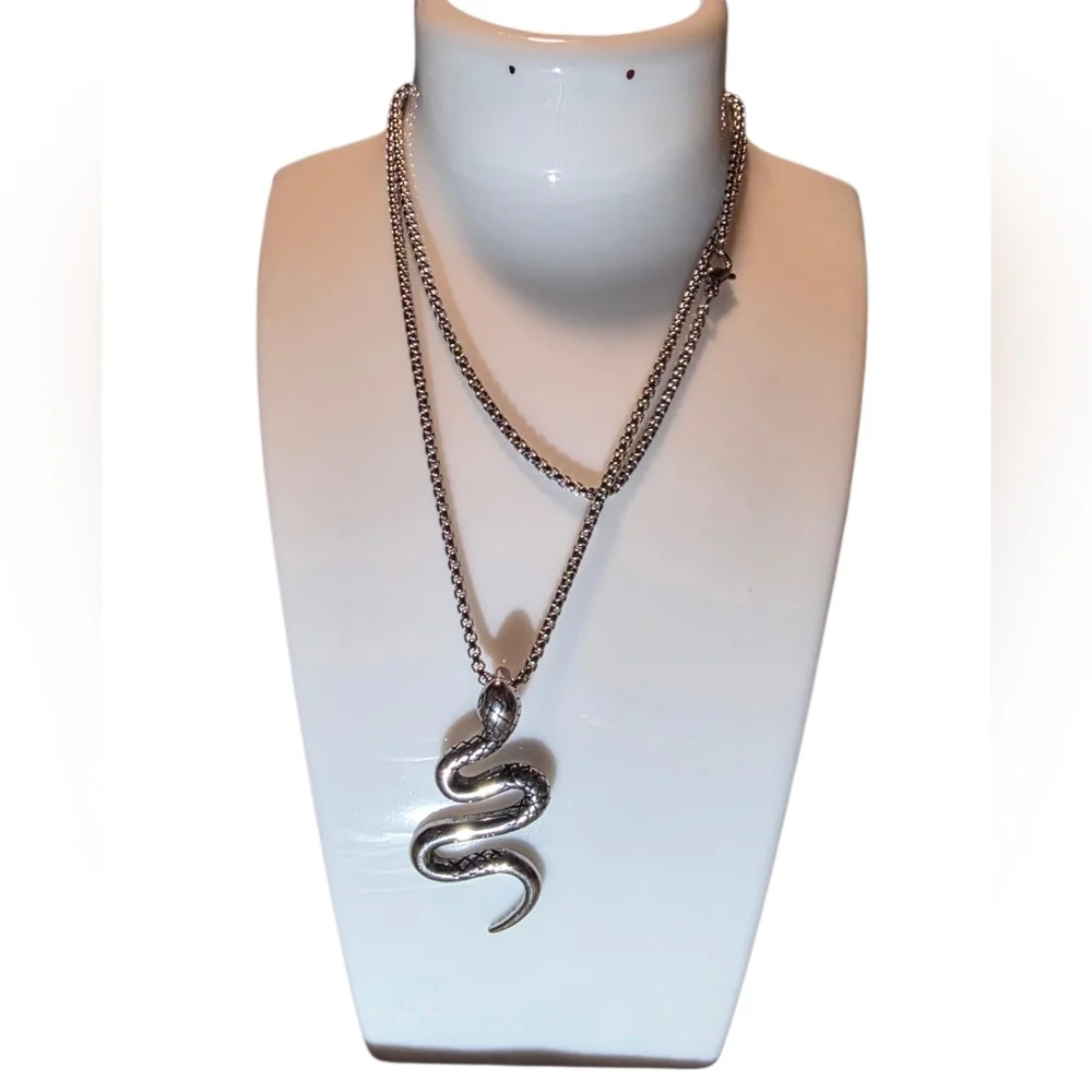 New Stainless Steel Snake Chain Necklace for Reptile Lovers